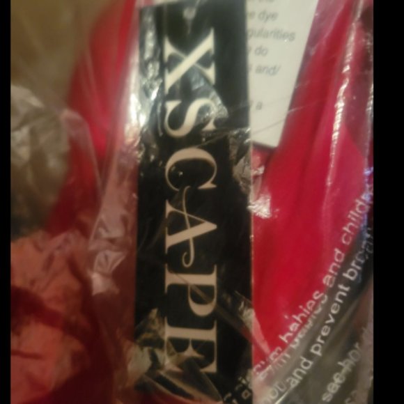 NWT off shoulder red gown - Picture 4 of 4